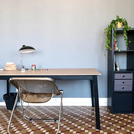 Spacious Esthers E Near Smn Pensjonat Florencja