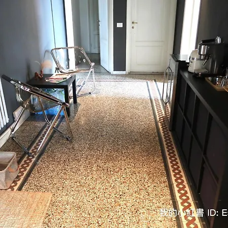 Spacious Esthers E Near Smn Guest house Florence